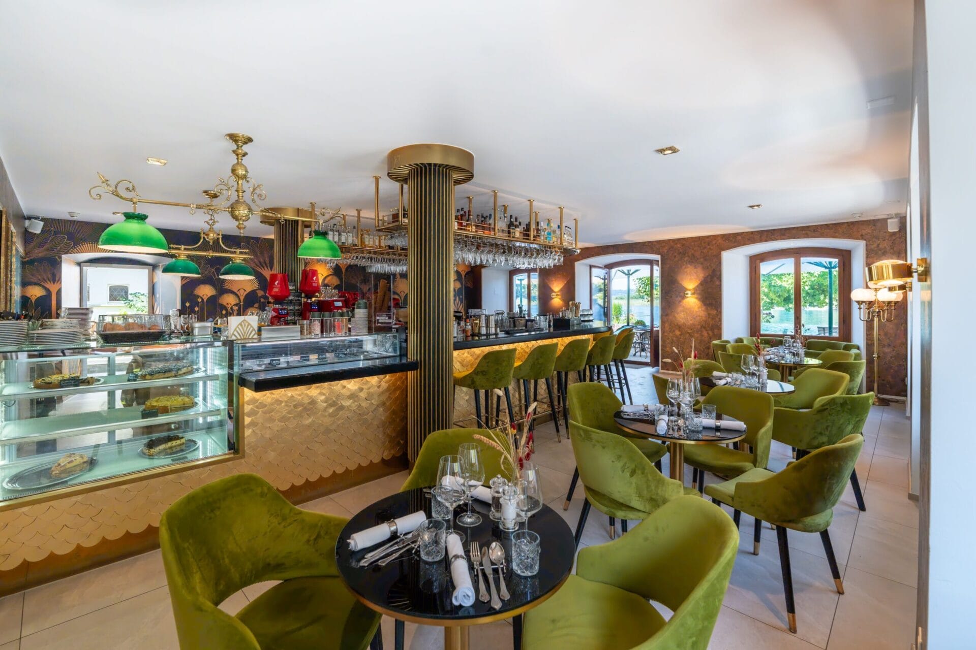 Brasserie/Bar Cafe Hotel Porto Sofie Brasserie Cafe mit Bartresen im Hotel Porto Sofie
